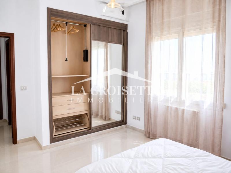 Appartement S+3 meublé à Gammarth
